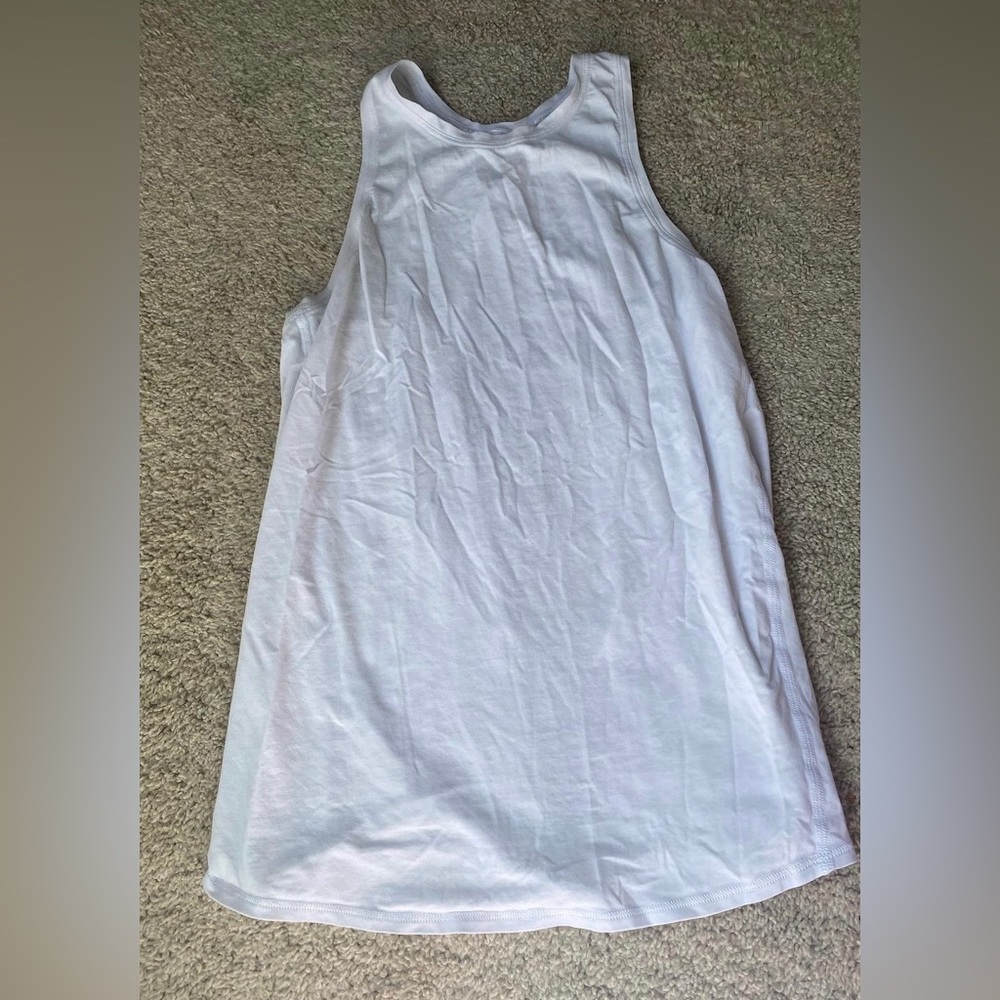 white lululemon tie back tank top